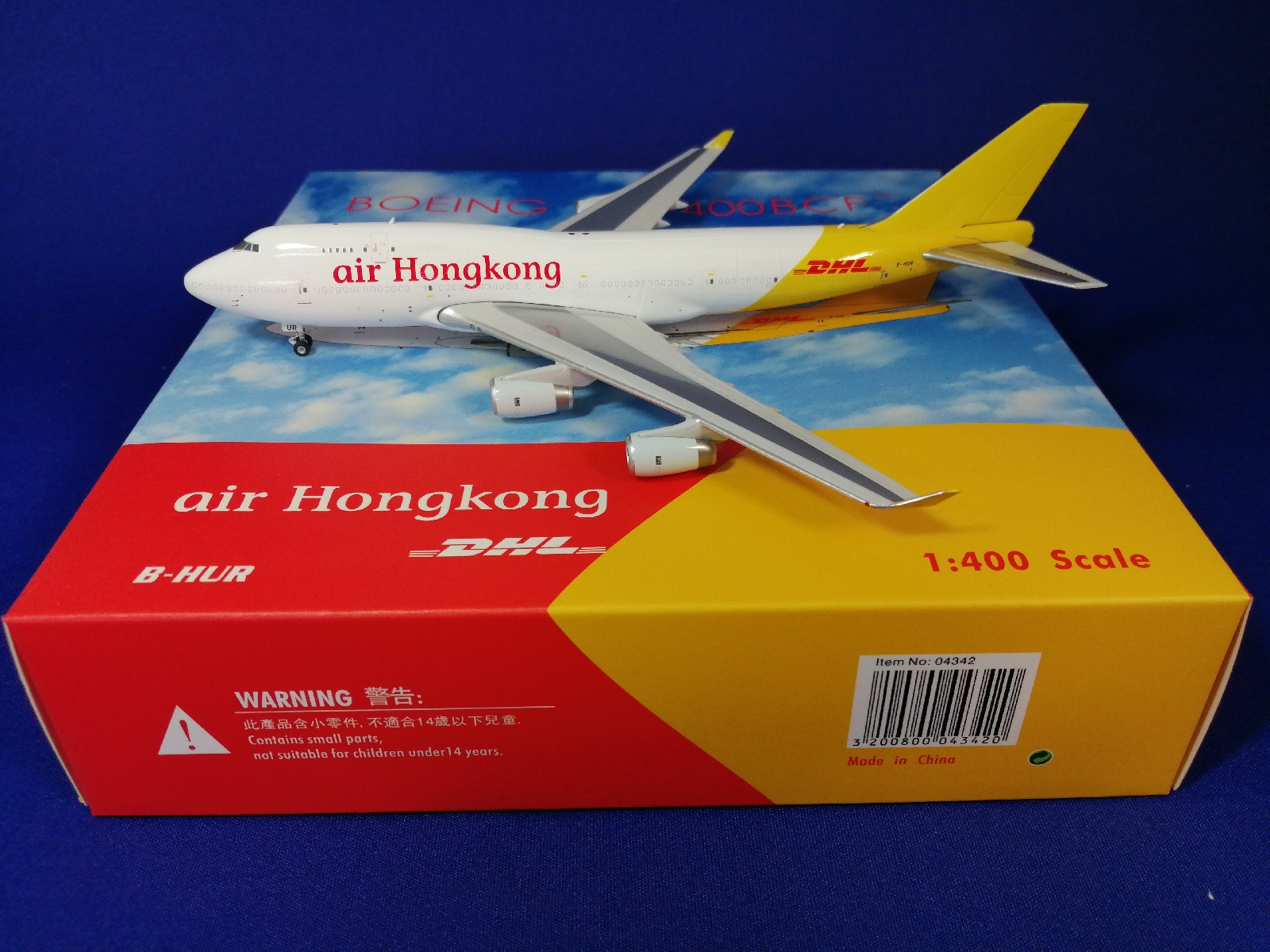 04342 Phoenix Air Hong Kong / エア・ホンコン 香港華民航空 DHL B747-400CARGO B-HUR 1:400 お取り寄せ