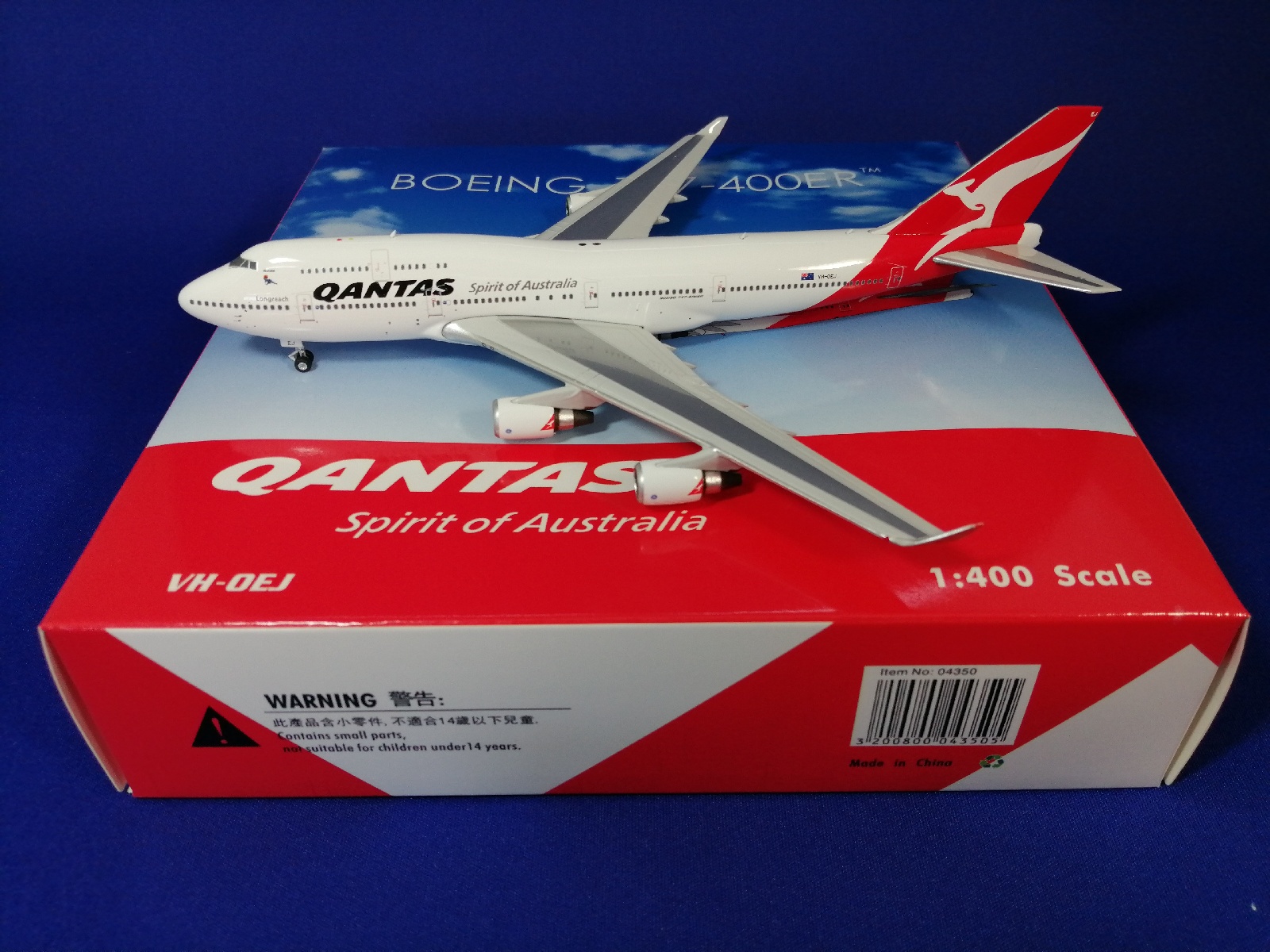 04350 Phoenix Qantas / カンタス航空 B747-400 VH-OEJ 1:400 完売しました。