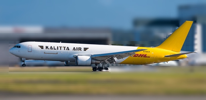 04373 Phoenix Kalitta Air (DHL) / カリッタ航空 B767-300ER N760CK 1:400 完売しました。