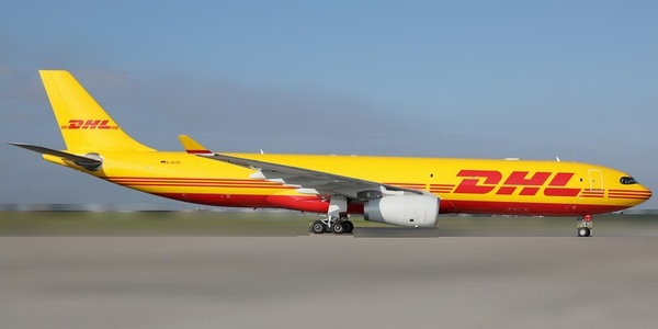 04409 Phoenix DHL / ディーエイチエル A330-300 D-ACVG 1:400 お取り寄せ