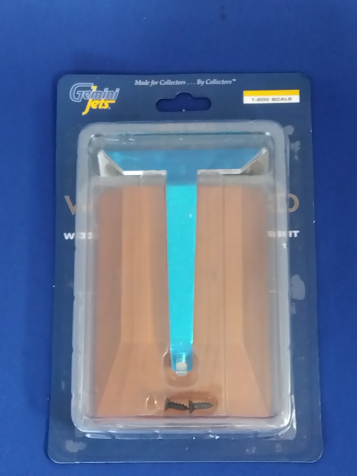 G2STD380 GEMINI 200 WOOD STAND A380用 木製スタンド 1:200