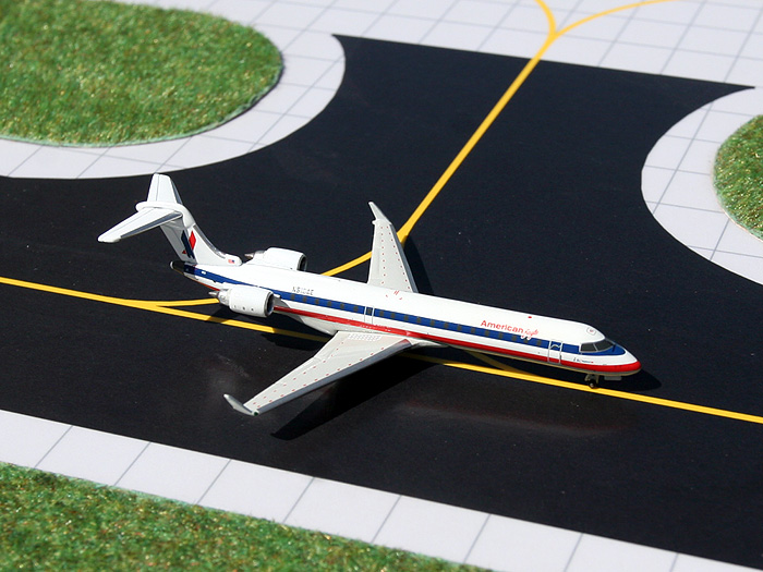 GJ70729 GEMINI JETS American Eagle / アメリカン・イーグル CRJ-700 N510AE 1:400 完売しました。