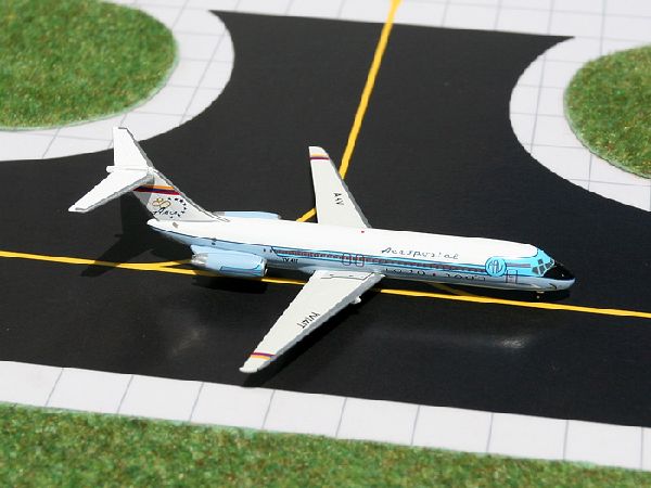 GJ70416 GEMINI JETS Aeropostal / エアロポステール DC-9-30 80TH AN YV141T 1:400 メーカー完売