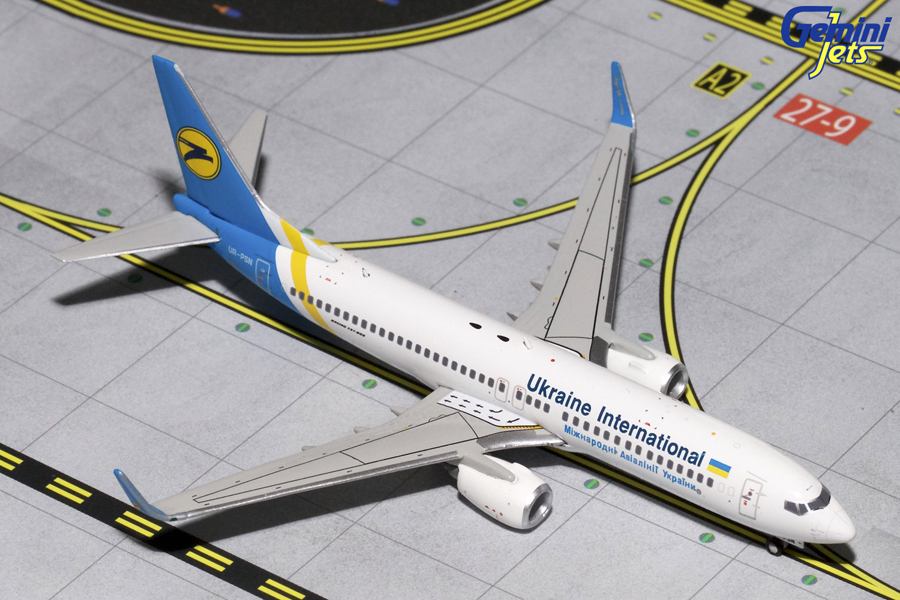 GJ701363 GEMINI JETS Air Ukraine / エア ウクライナ B737-800W UR-PSN 1:400 完売しました