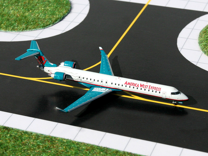 15725 GEMINI JETS America West EXPRESS / アメリカウエスト航空 CRJ-900 N922FJ 1:400 完売しました。