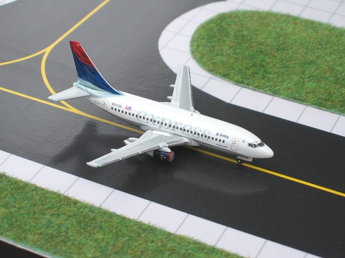 15196 GEMINI JETS Delta express B737-200 N323DL 1:400 完売しました。