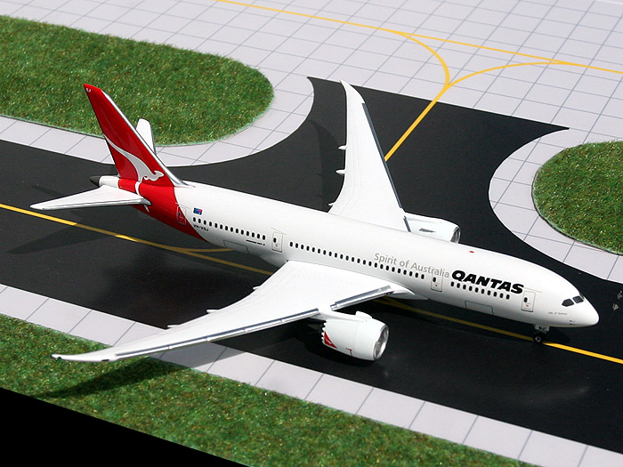 GJ70670 GEMINI JETS Qantas / カンタス航空 B787-8 VH-VQJ 1:400 完売しました。