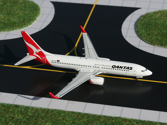 GJ70892 GEMINI JETS Qantas / カンタス航空 B737-800 VH-VZC 1:400 完売しました