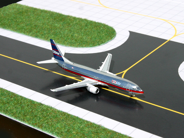 15458C GEMINI JETS USAir / USエアー ｸﾛｰﾑ B737-400 N785AU 1:400 完売しました。