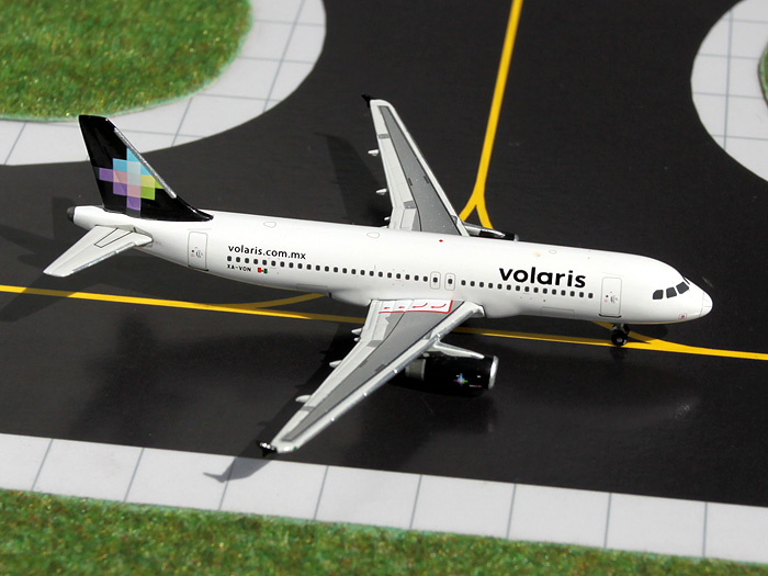 GJ701042 GEMINI JETS VOLARIS / ボラリス A320-200 XA-VON 1:400 完売しました。