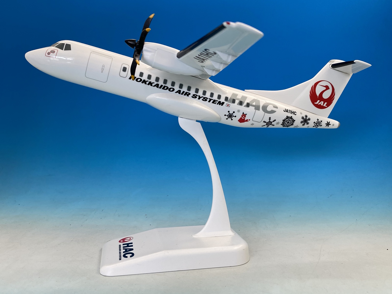 BJQ2033 JALUX企画品 HAC ATR-42-600 JA11HC 1:100 完売しました。