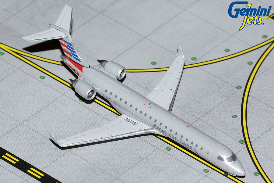 GJAAL2033 GEMINI JETS American Eagle / アメリカンイーグル CRJ-700 N706SK 1:400 メーカー完売
