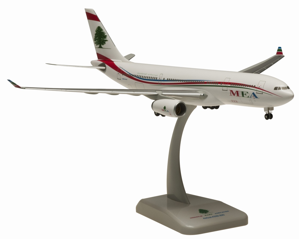 2599GR Hogan Middle East Airlines (MEA) / ミドル・イースト航空 A330-200 1:200 完売しました。