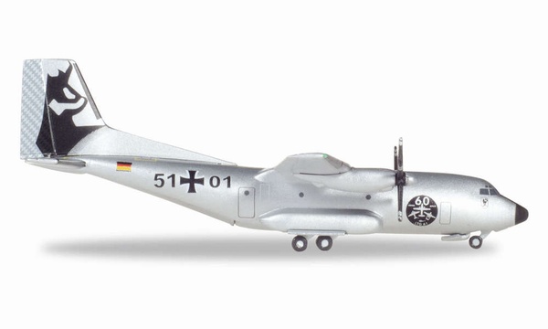530682 Herpa Luftwaffe / ドイツ空軍 C-160 ATS Wing61 60th 51+01 1:500 お取り寄せ