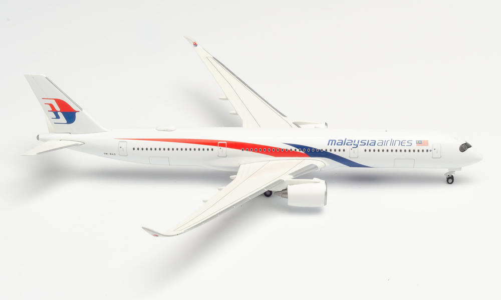 532990 Herpa Malaysia MAS / マレーシア航空 A350-900 9M-MAD 1:500 完売しました。