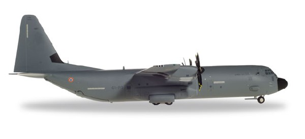 559522 Herpa フランス空軍 C-130J-30 オルレアン＝ブリシー空軍基地 1:200 完売しました。
