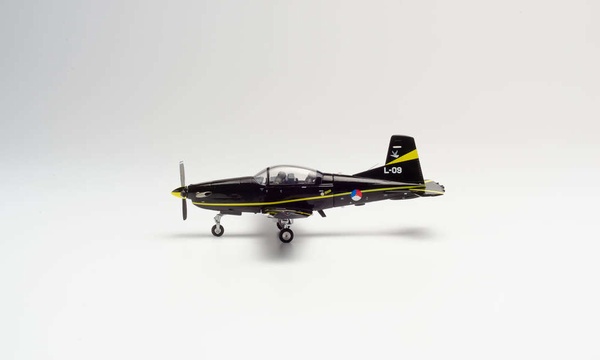 580519 Herpa オランダ空軍 PC-7ターボトレーナー 131Sq L-09 1:72 完売しました。