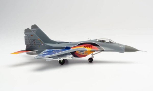 580557 Herpa ドイツ空軍 Mig-29A 29+10 73SQ Fulcrum Farewell Tour 2003 1:72 完売しました。