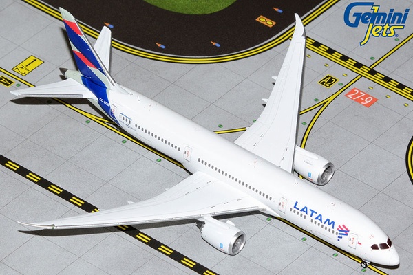 GJLAN2079 GEMINI JETS LATAM Airlines / ラタム航空 B787-9 CC-BGM 1:400 完売しました。