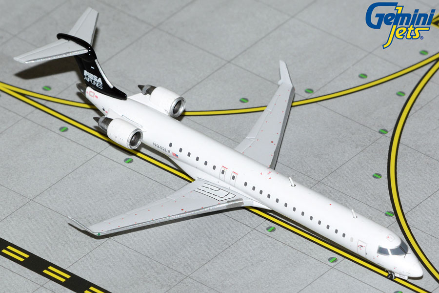 GJASH2031 GEMINI JETS Mesa Airlines / メサ航空 CRJ900ER N942LR 1:400 お取り寄せ