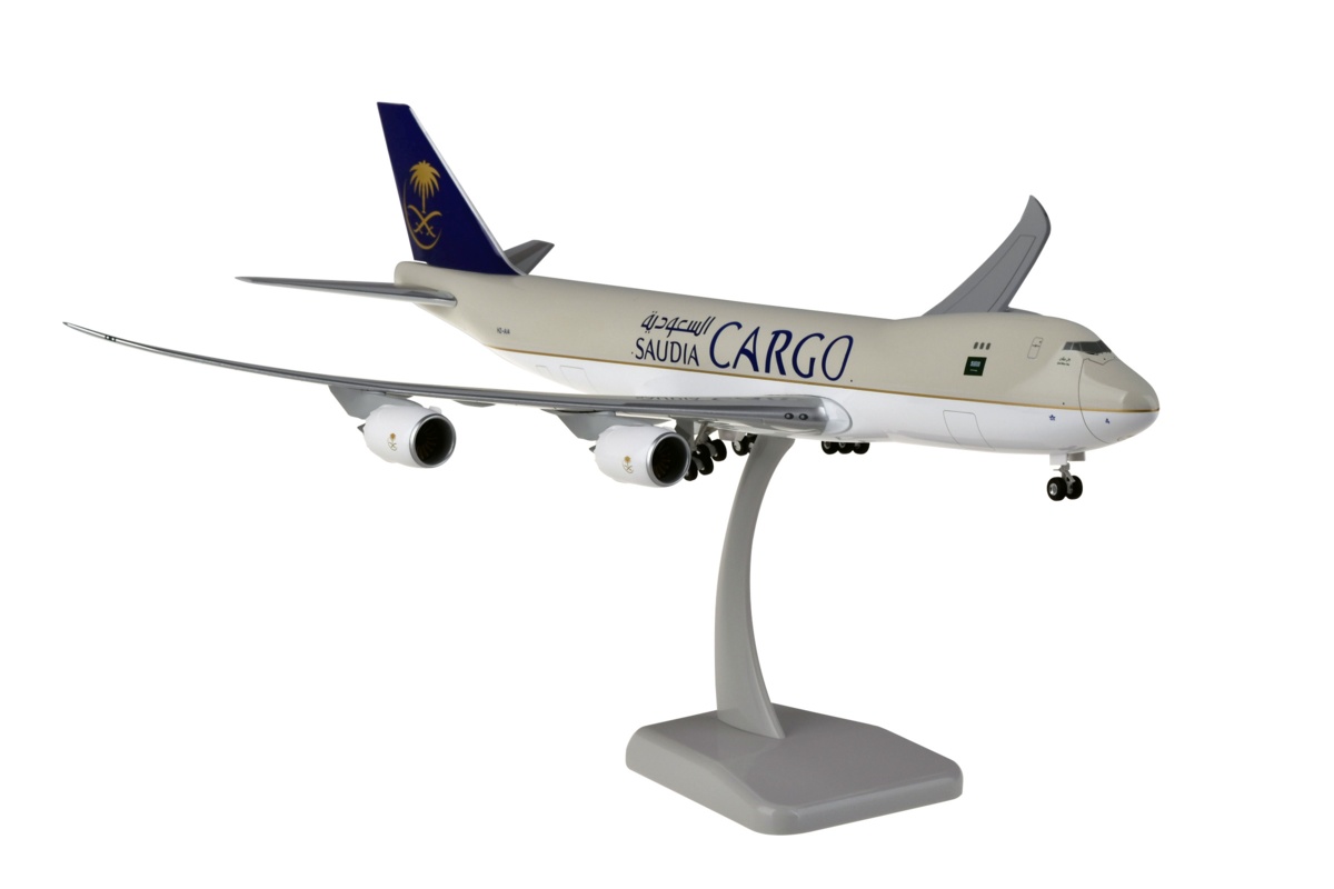 11953GR Hogan SAUDIA Cargo / サウディア・カーゴ B747-8F HZ-A14 組立式 1:200 ランディングギア・スタンド付属  完売しました。