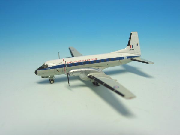 JC4132 JC WING Austrian Air Force / オーストリア空軍 HS-748 A10-606 1:400 完売しました。