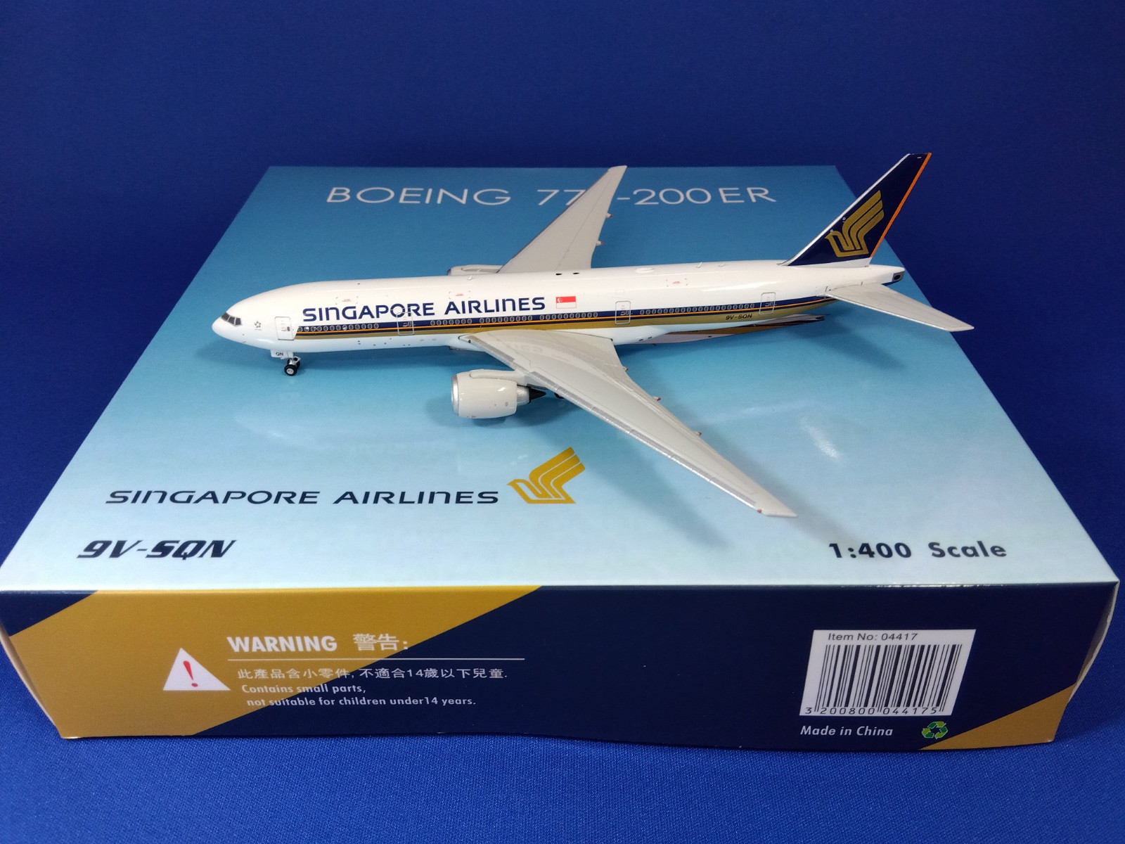 04417 Phoenix Singapore / シンガポール航空 B777-200EW 9V-SQN 1:400 完売しました。