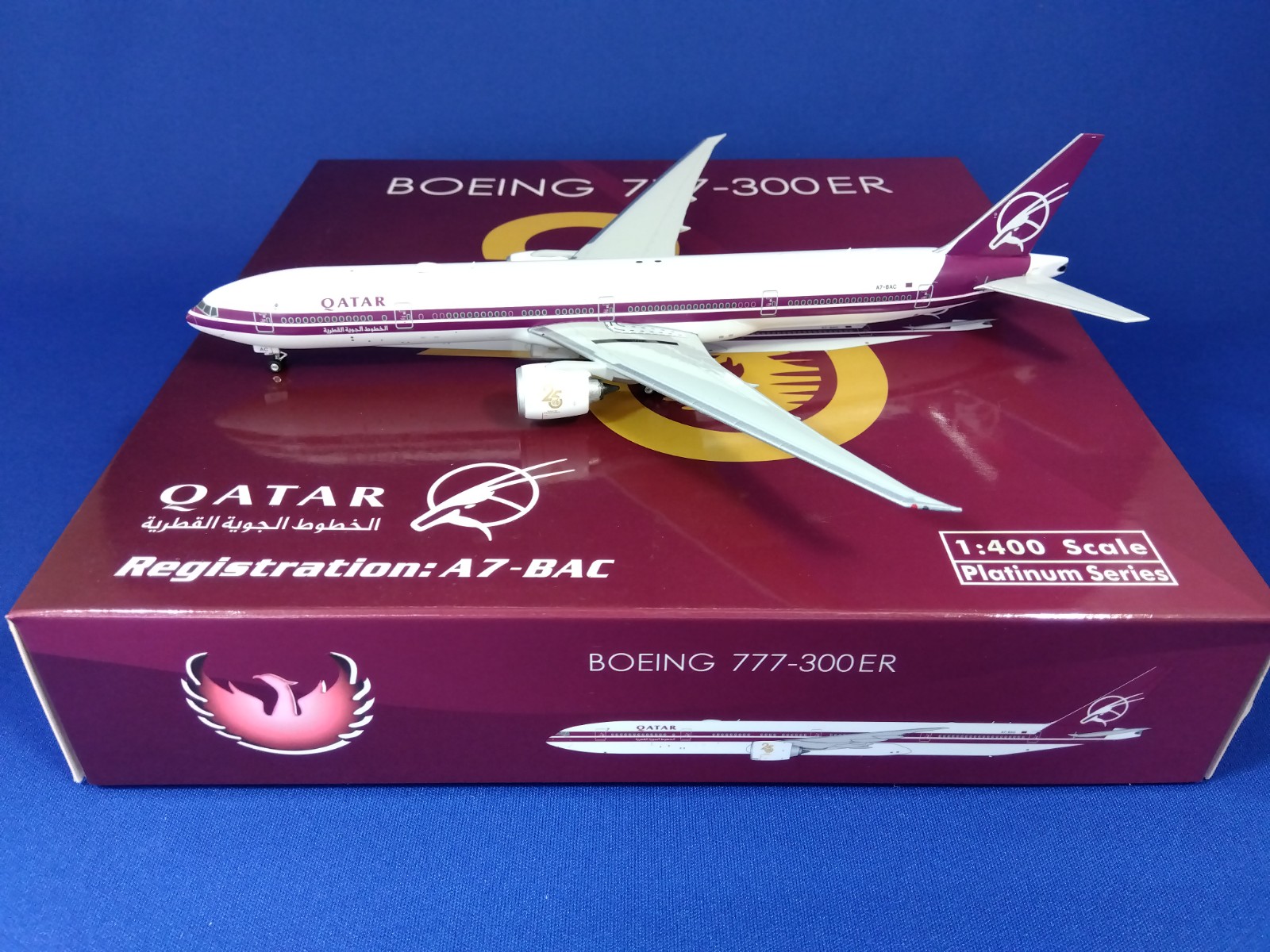 11739 Phoenix Qatar / カタール航空 Retro Livery B777-300ER A7-BAC 1:400 完売しました。