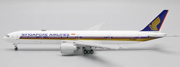 EW477W010A JC WING Singapore Airlines / シンガポール航空 B777-300ER 9V-SWZ Flaps Down 1:400 完売しました。