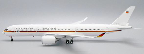 XX20023 JC WING Luftwaffe / ドイツ空軍 A350-900ACJ 10+01 スタンド付 1:200 メーカー完売