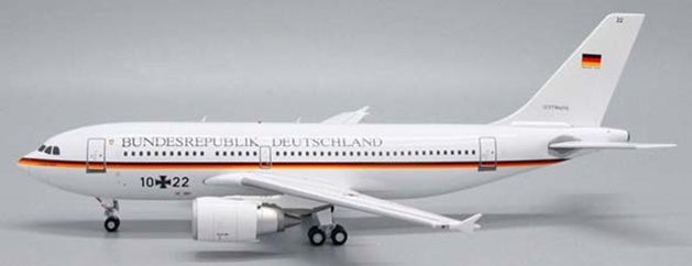 XX2787 JC WING Luftwaffe / ドイツ空軍 A310-300 10+22 スタンド付 1:200 完売しました。
