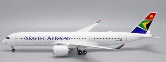 XX2429A JC WING South African Airways / 南アフリカ航空 A350-900XWB ZS-SDF Flaps Down スタンド付 1:200 メーカー完売