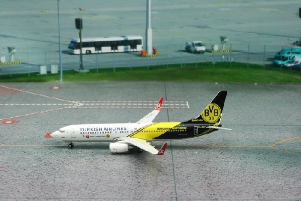 11149 Phoenix Turkish Airlines / トルコ航空/ターキッシュ エアラインズ (BVB) B737-800 TC-JHU 1:400