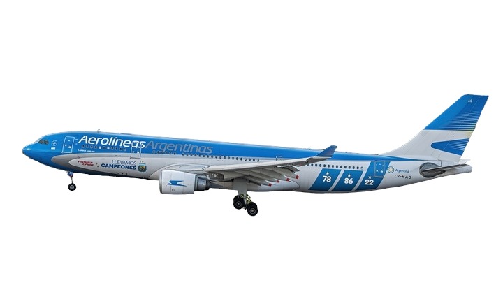 04600 Phoenix Aerolineas Argentinas / アルゼンチン航空 “Llevamos Campeones” A330-200 LV-KAO 1:400