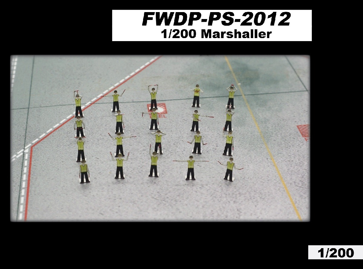 FWDPPS2012 Fantasywings 空港アクセサリー Marshaller / マーシャラー フィギュアセット 1:200 完売しました。