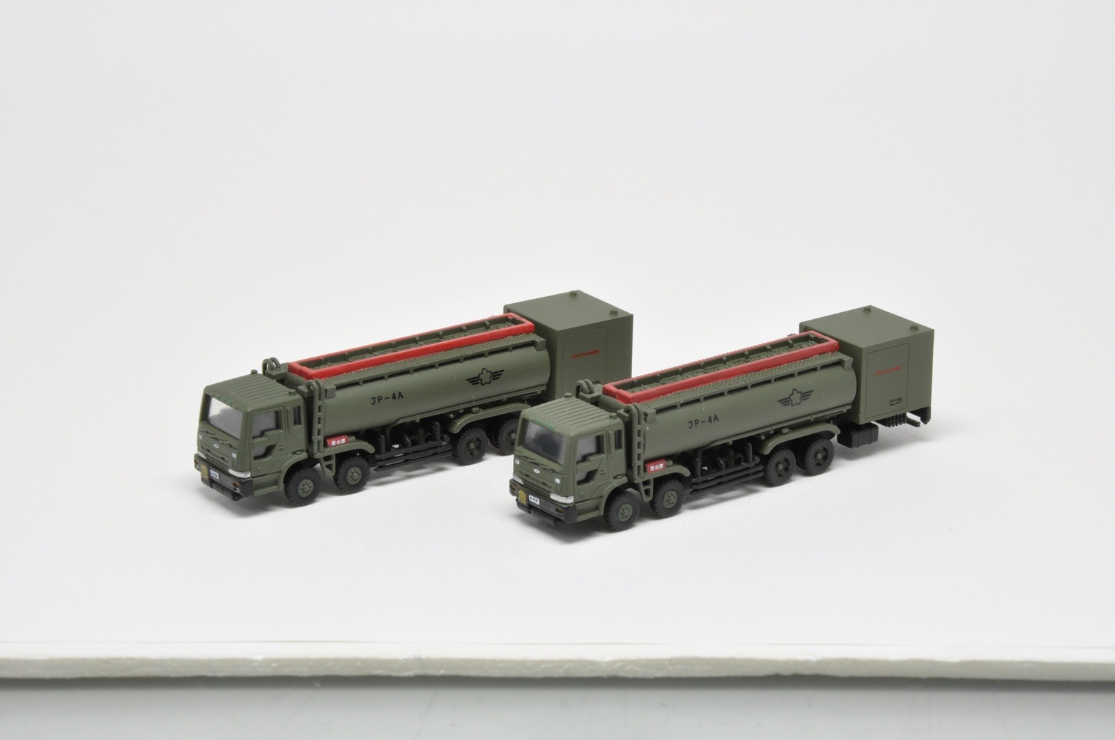WA22106 WORLD AIRCRAFT JASDF / 航空自衛隊 給油車セット 20kl 1:200 お取り寄せ