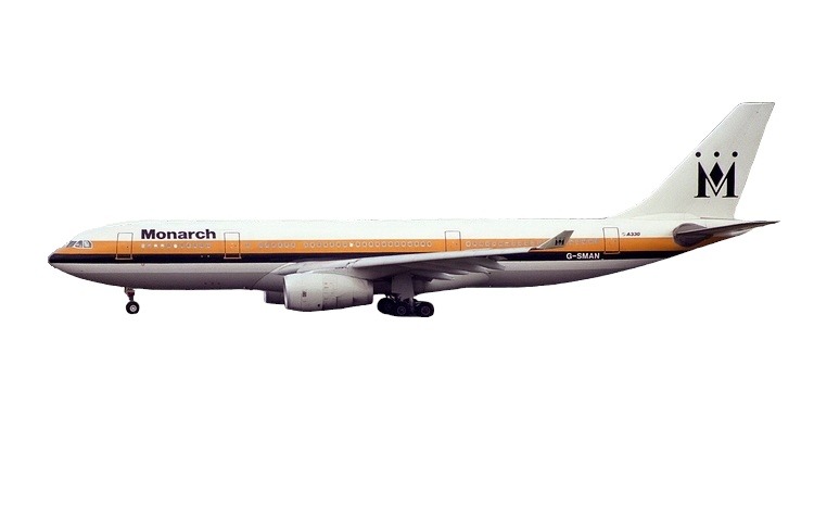 11942 Phoenix Monarch Airlines / モナーク航空 A330-200 G-SMAN 1:400 お取り寄せ