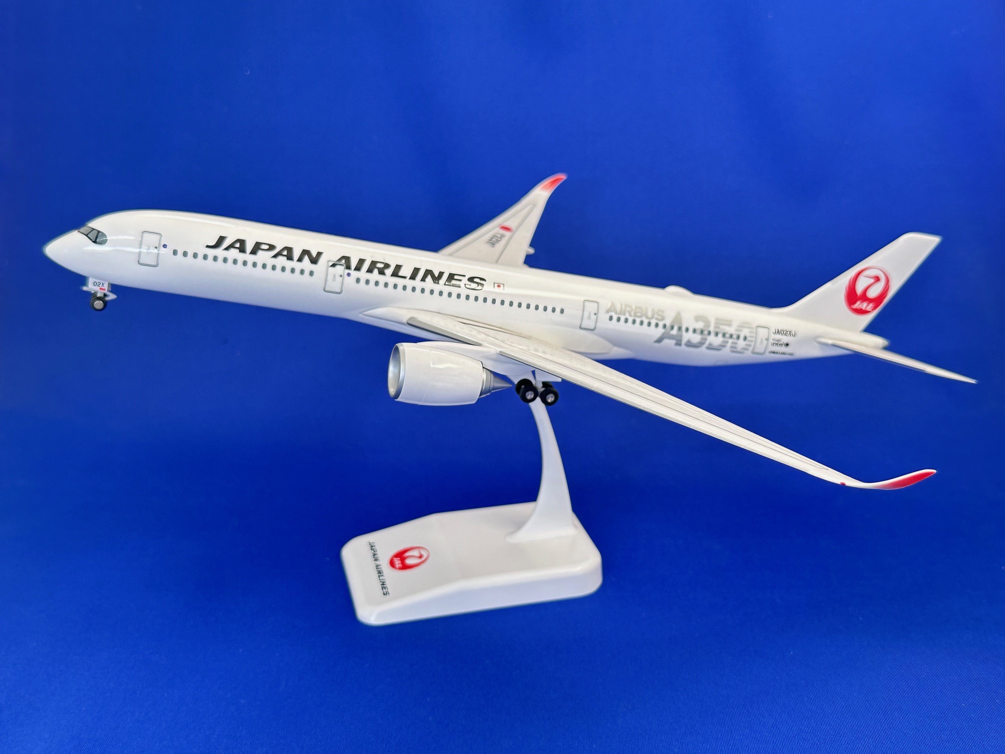 BJQ2054 JALUX企画品 (EVER RISE) JAL / 日本航空 2号機 A350-900 JA02XJ 組立品 スナップインモデル 1:200 完売しました。