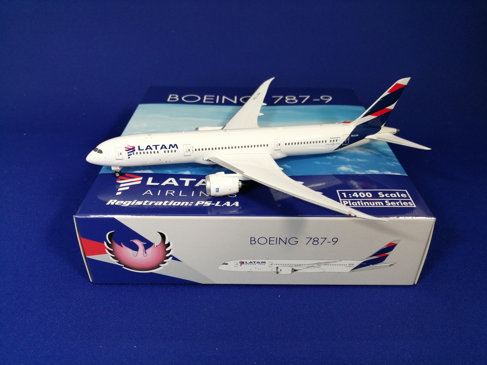 11712 Phoenix LATAM Airlines / ラタム航空 B787-9 PS-LAA 1:400 お取り寄せ