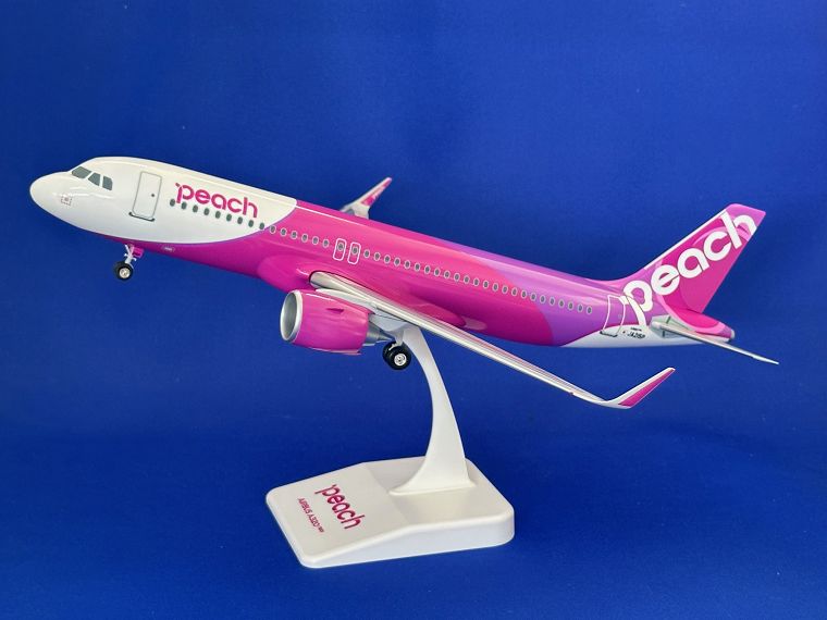 MM10010 EVER RISE PEACH / ピーチ A320neo JA215P 組立品 スナップインモデル 1:100 メーカー完売