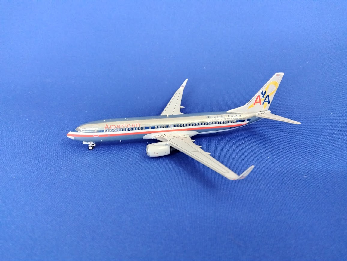 C0028 Panda Models American Airlines / アメリカン航空 B737-800 N905AN 1:400 メーカー完売