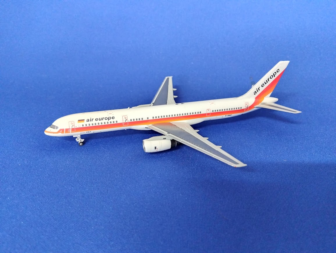 NG53075 NG MODEL Air Europe / エア・ヨーロッパ B757-200 G-BNSF 1:400 メーカー完売