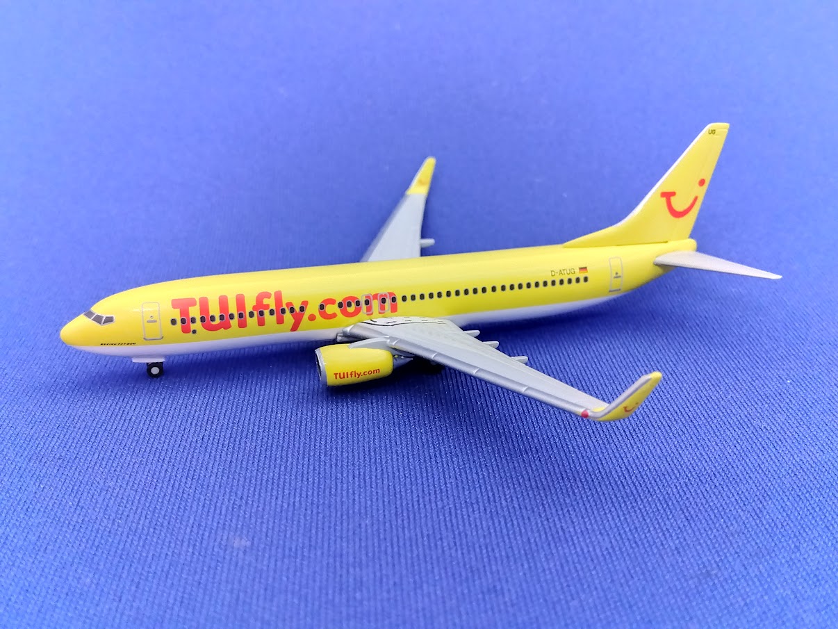505864 Herpa TUIFLY / トゥイフライ B737-800 D-ATUG 1:500 完売しました。