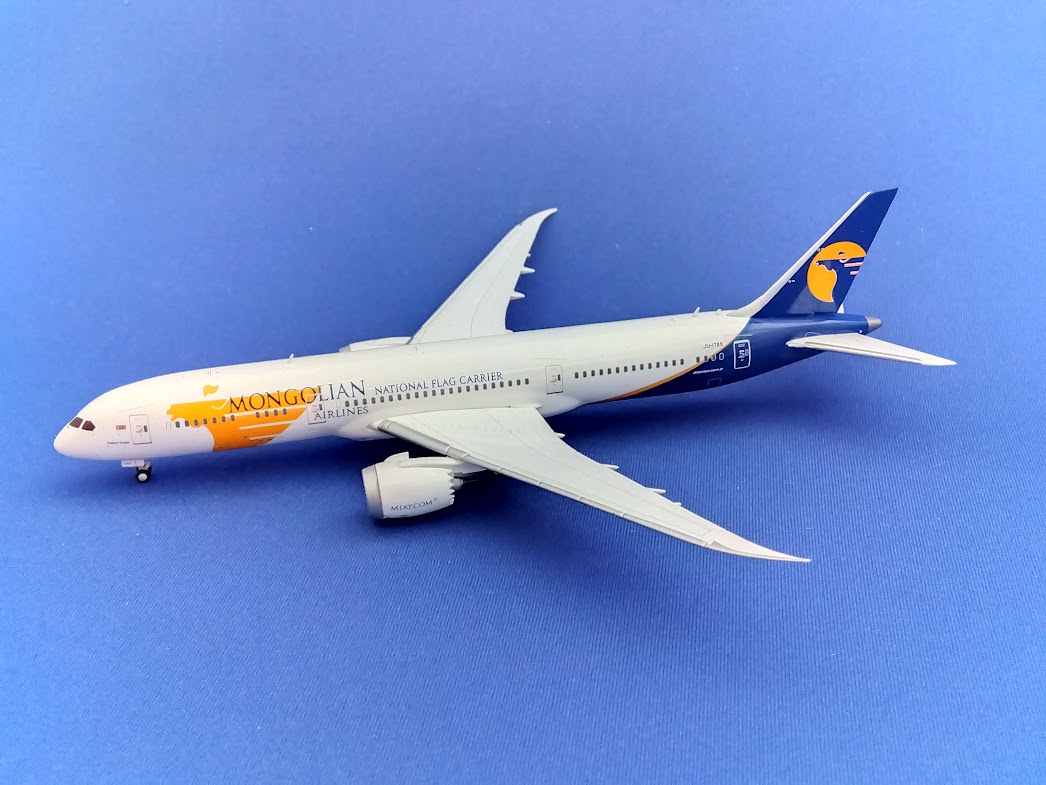 LH4297 JCWING MIAT Mongolian Airlines / MIATモンゴル航空 B787-9 JU-1789 1:400 メーカー完売