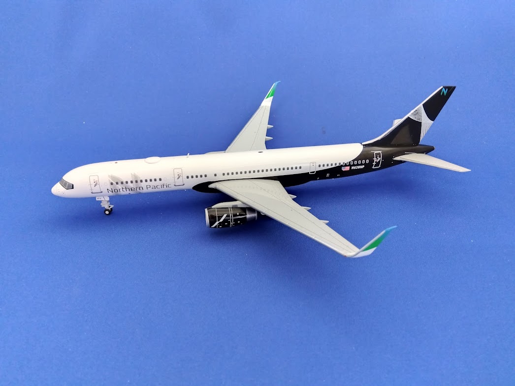 XX20362 JCWING Northern Pacific Airways / ノーザン・パシフィック航空 B757-200 N628NP 1:200 メーカー完売