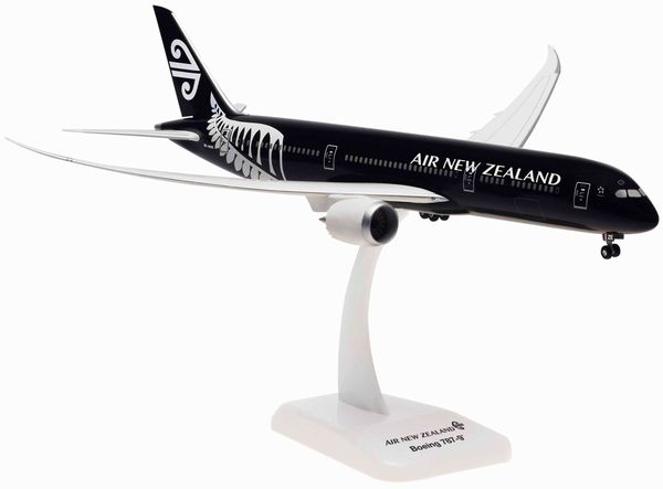 0687GR Hogan Air New Zealand / ニュージーランド航空 B787-9 ZK-NZE 空中姿勢 All Blacks New Livery 1:200 お取り寄せ