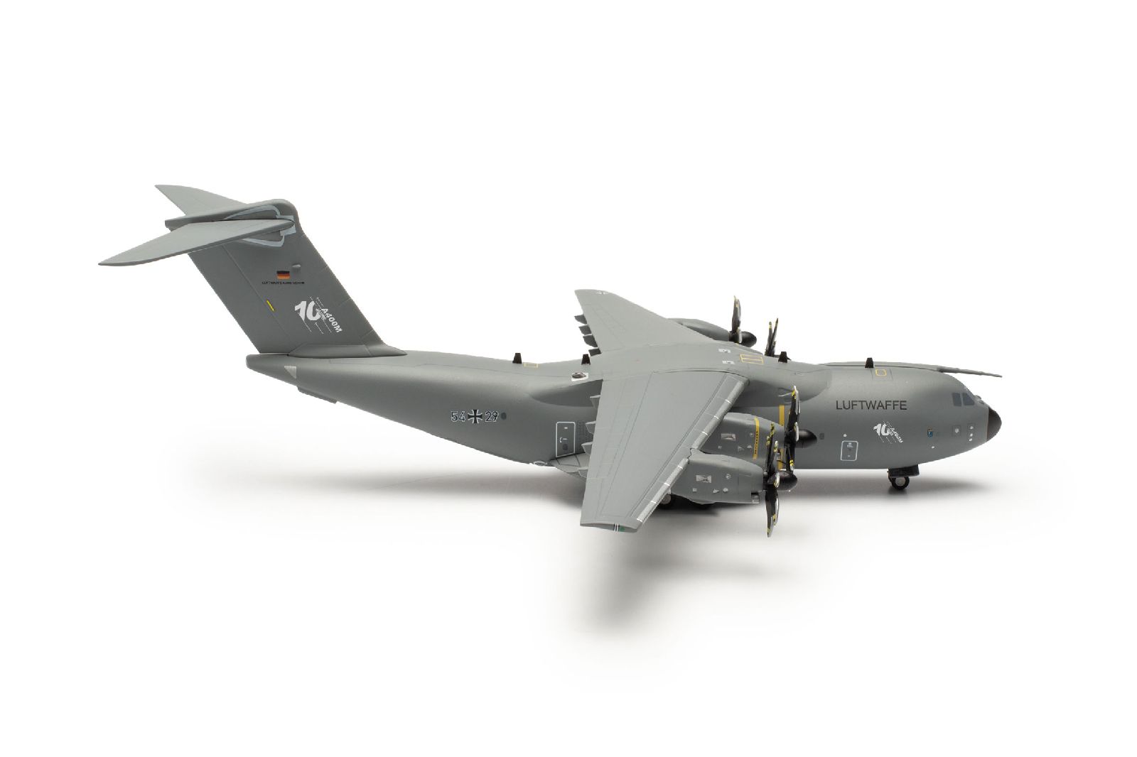 573788 Herpa Luftwaffe / ドイツ空軍 A400M 54+01 LTG62 ヴンストルフ航空基地 10 Jahre A400M 1:200 お取り寄せ