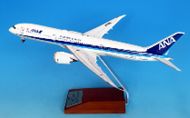 NH20207 全日空商事特注品 ANA All Nippon Airways / 全日空 B787-9 国際線RRエンジン JA922A 完成品 木製スタンド付き(台座は木製、アーム部はアルミ製) 1:200