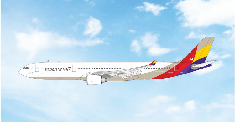 04695 Phoenix Asiana Airlines / アシアナ航空 A330-300 HL-8282 1:400 予約