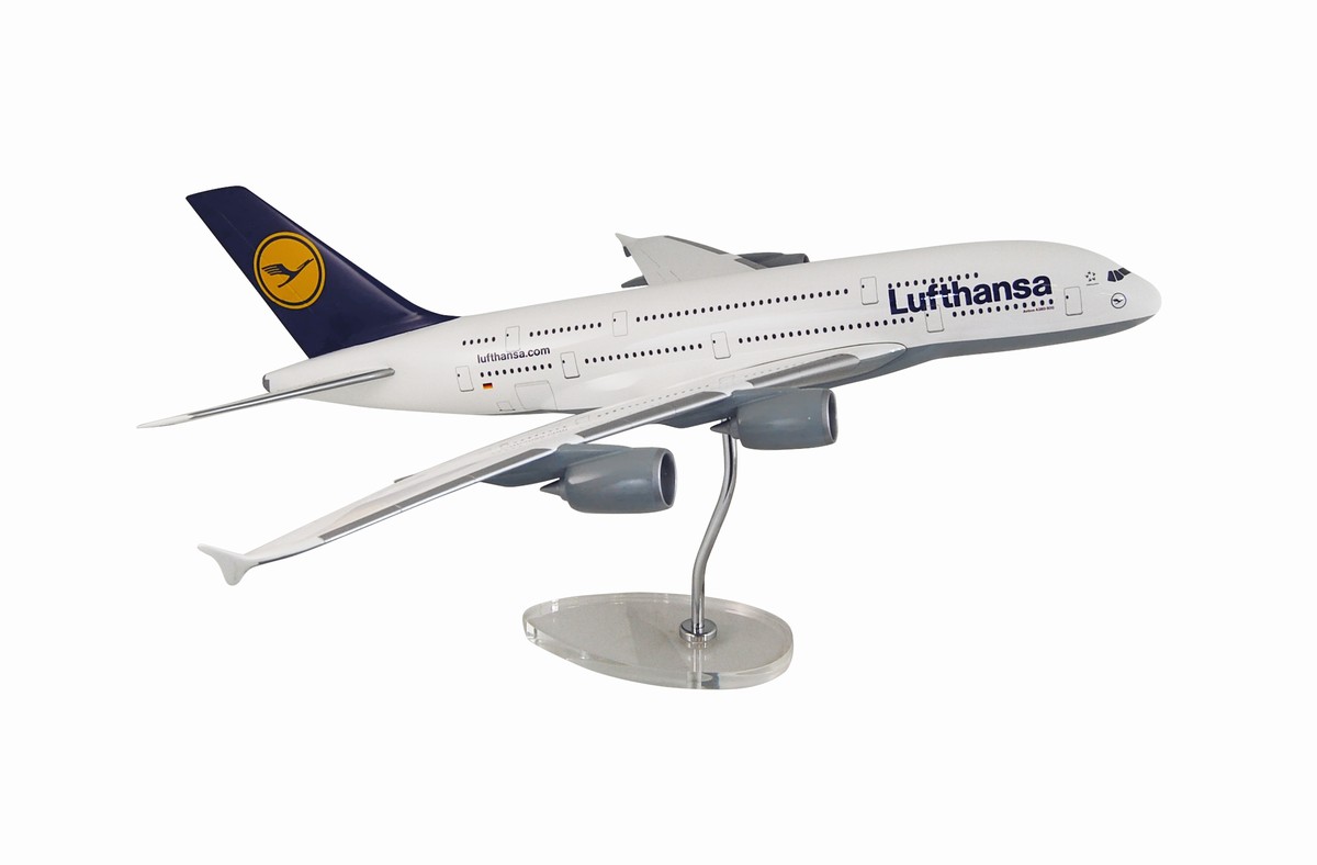 LM15 Hogan ホーガン LIMOX Lufthansa / ルフトハンザドイツ航空 A380 組立式 ランディングギアなし スタンド付 1:100 メーカー完売